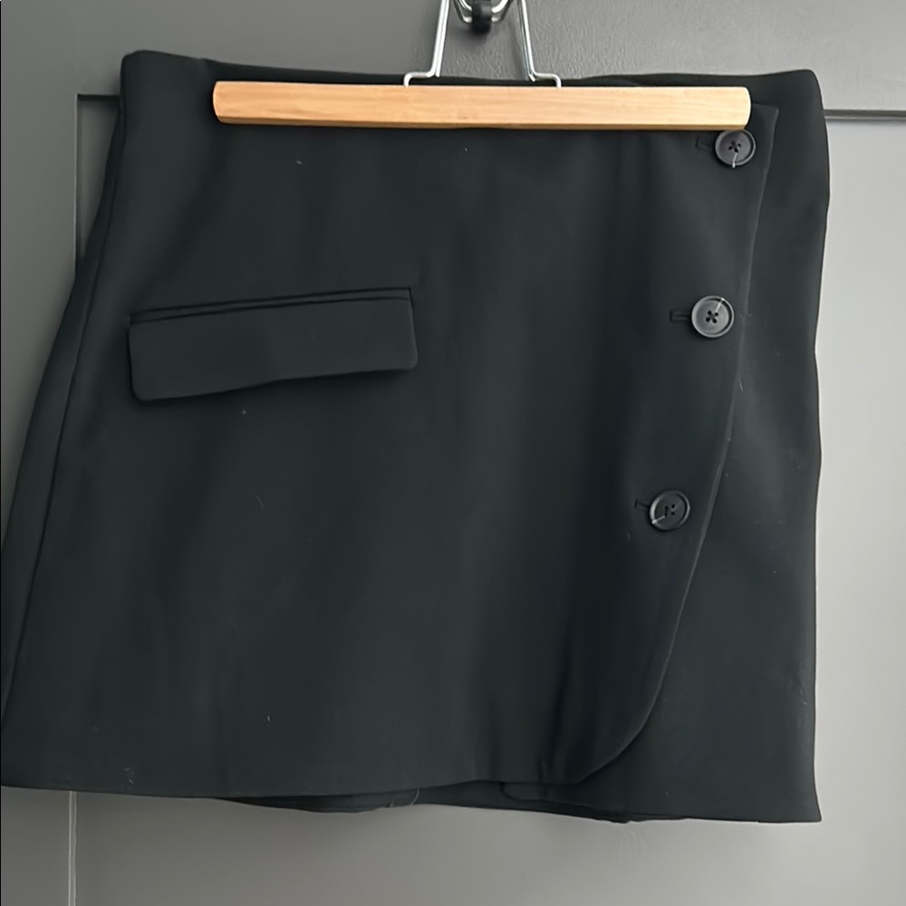 Chic Black Button Skirt